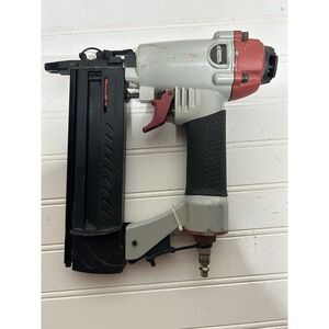 Central Pneumatic 18 Gauge 2-in-1 Air Nailer/Stapler 5/8"–2"